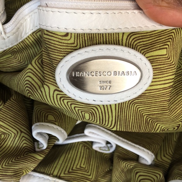 FRANCESCO BIASIA white leather lime green trimmed hobo style shoulder bag. - Picture 12 of 14